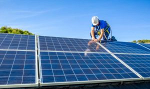 Installation et mise en production des panneaux solaires photovoltaïques à Indre